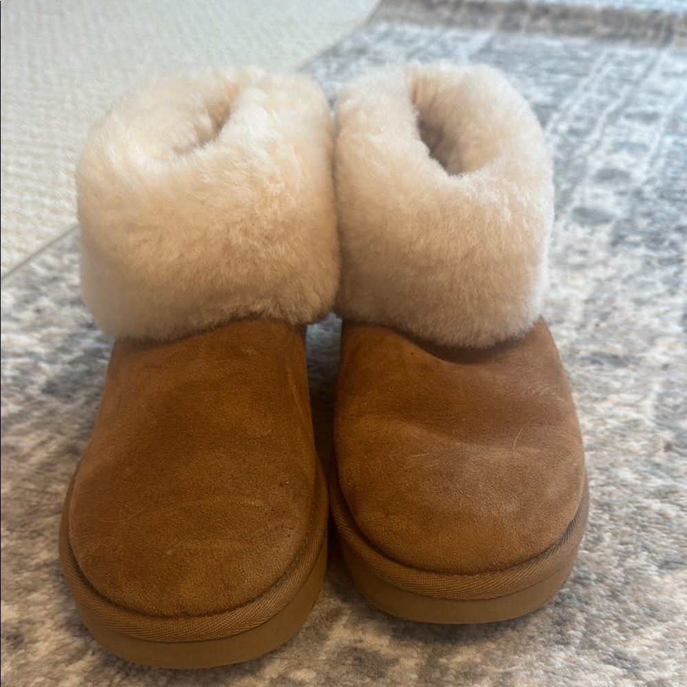 Ugg Cozy boots size 7